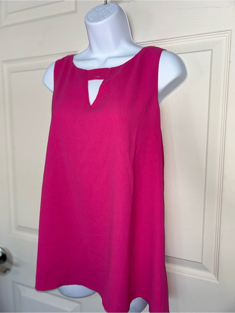 Sleeveless Keyhole Tank Top in Hot Pink